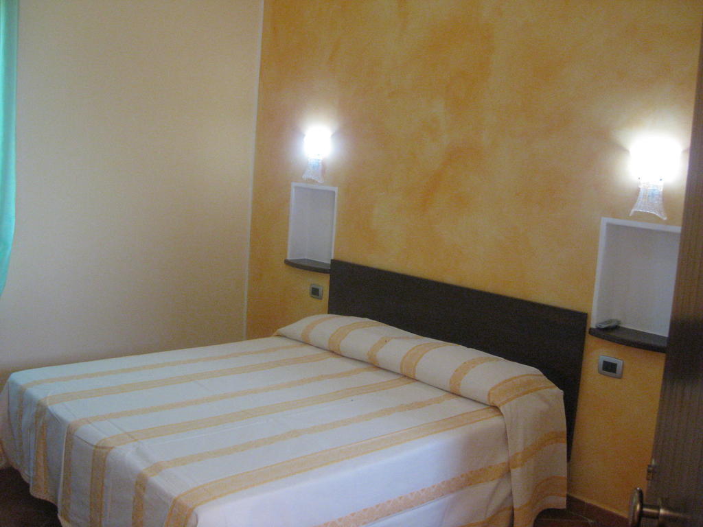 Agritursmo Montesalerno Villa Diamante Eksteriør billede