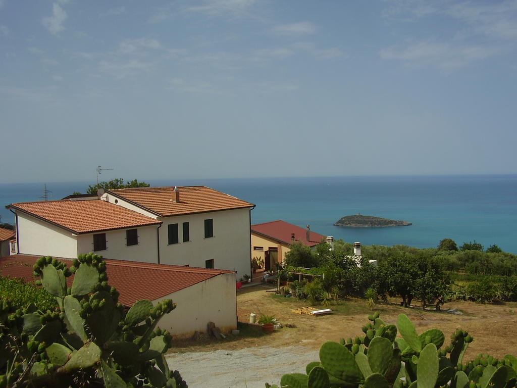 Agritursmo Montesalerno Villa Diamante Eksteriør billede